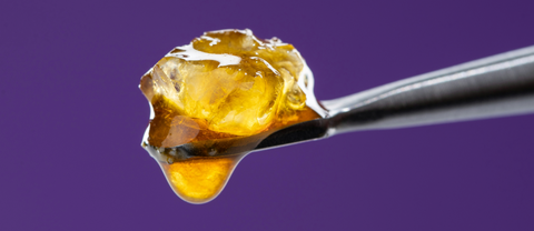How to Dab: Deine Anleitung für CBD Extrakte und die besten Elektrischen Dab Rigs
