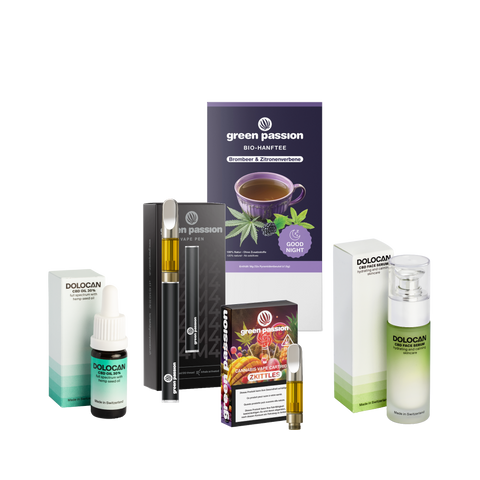 Green Passion Produktset – CBD Vape Pen, Zkittles Cartridge, Hanftee, CBD Öl und DOLOCAN Face Serum im stilvollen Gruppenbild, freigestellt mit Verpackungen.