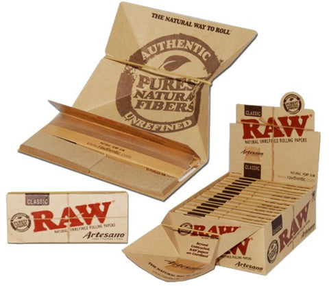RAW Artesano Classic – 3-in-1 Set mit Papers, Tips & integriertem Tray aus ungebleichtem Papier – ideal für unterwegs.