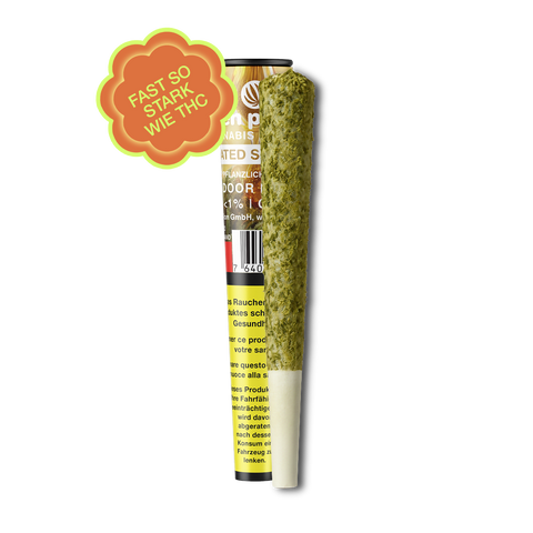Green Passion Pre-Roll "Coated Supreme" – mit Kräuterpulver beschichteter CBD-Joint in der Tube. Badge: "Fast so stark wie THC". THC <1%, Indoor.