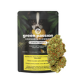 Lemon Skunk CBD flowers from Green Passion – packaging with an elegant design and an indoor-grown flower, rich in natural terpenes for a unique flavor experience.