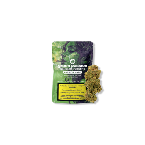 Emballage de fleurs de cannabis Green Passion, variété Passion Haze, avec illustration artistique et avertissements de santé.