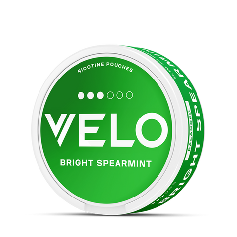 VELO Snus Bright Spearmint in moderner grüner Dose, perfekt für ein frisches Gefühl im Alltag, Slim Pouch Format