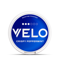 VELO Crispy Peppermint en bleu intense – saveur de menthe poivrée rafraîchissante avec une teneur moyenne en nicotine (3 sur 5)